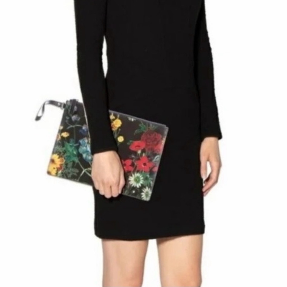 Alice + Olivia Midnight Meadows Floral Large Zip Pouch Clutch Wristlet Nwt